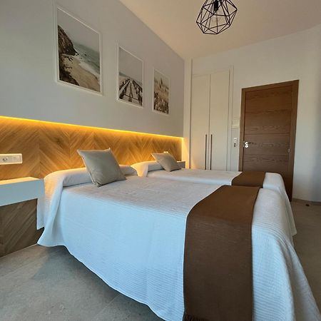 Hostal Parador De Los Llanos Torreorgaz المظهر الخارجي الصورة