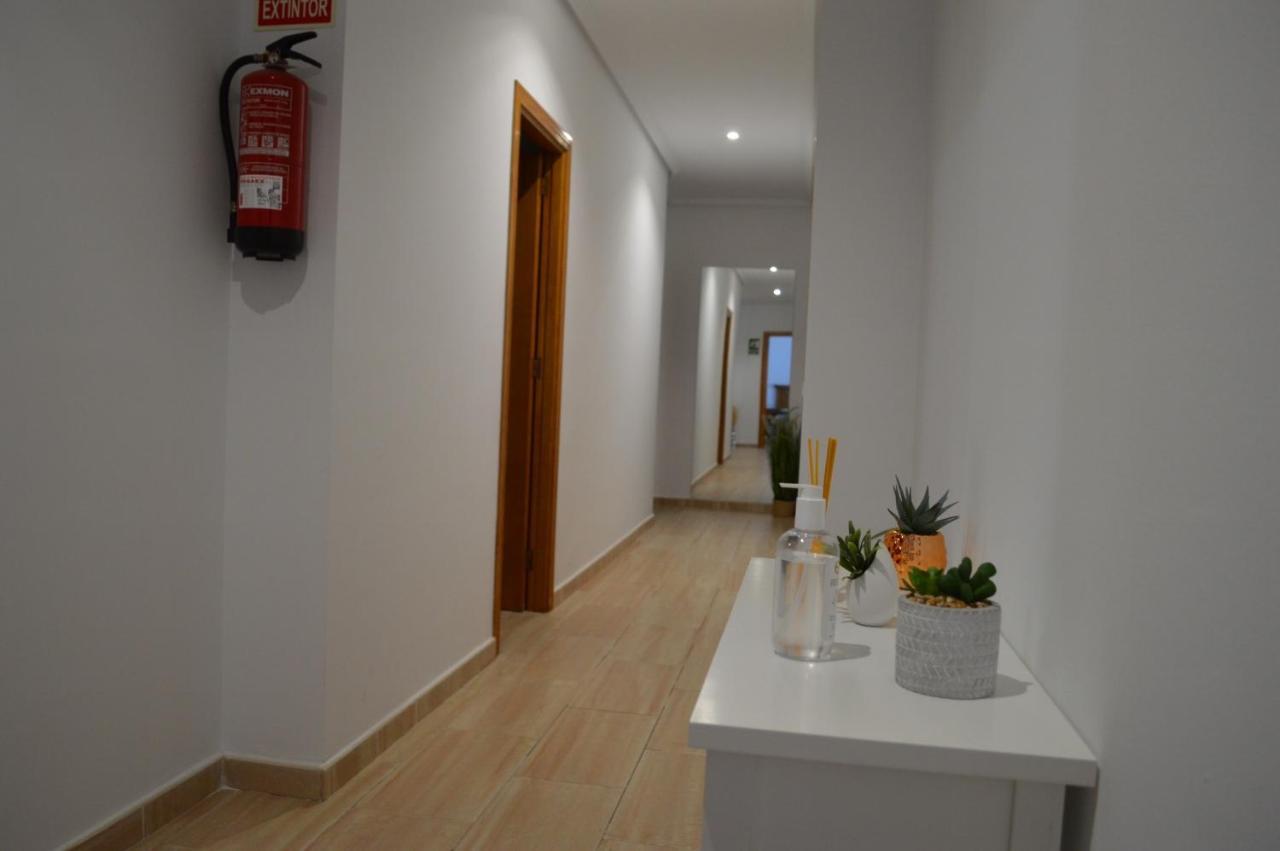 Hostal Parador De Los Llanos Torreorgaz المظهر الخارجي الصورة