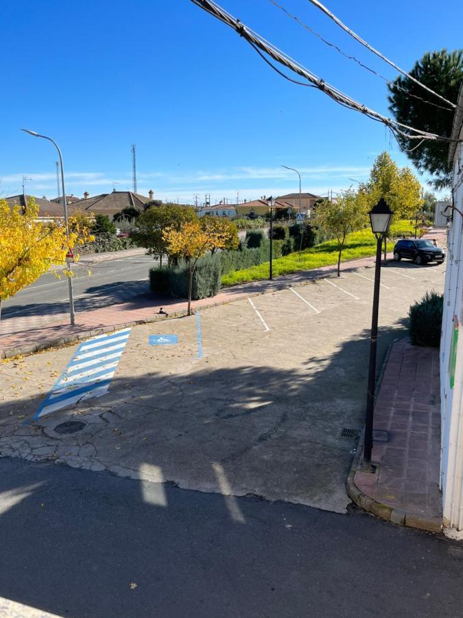Hostal Parador De Los Llanos Torreorgaz المظهر الخارجي الصورة